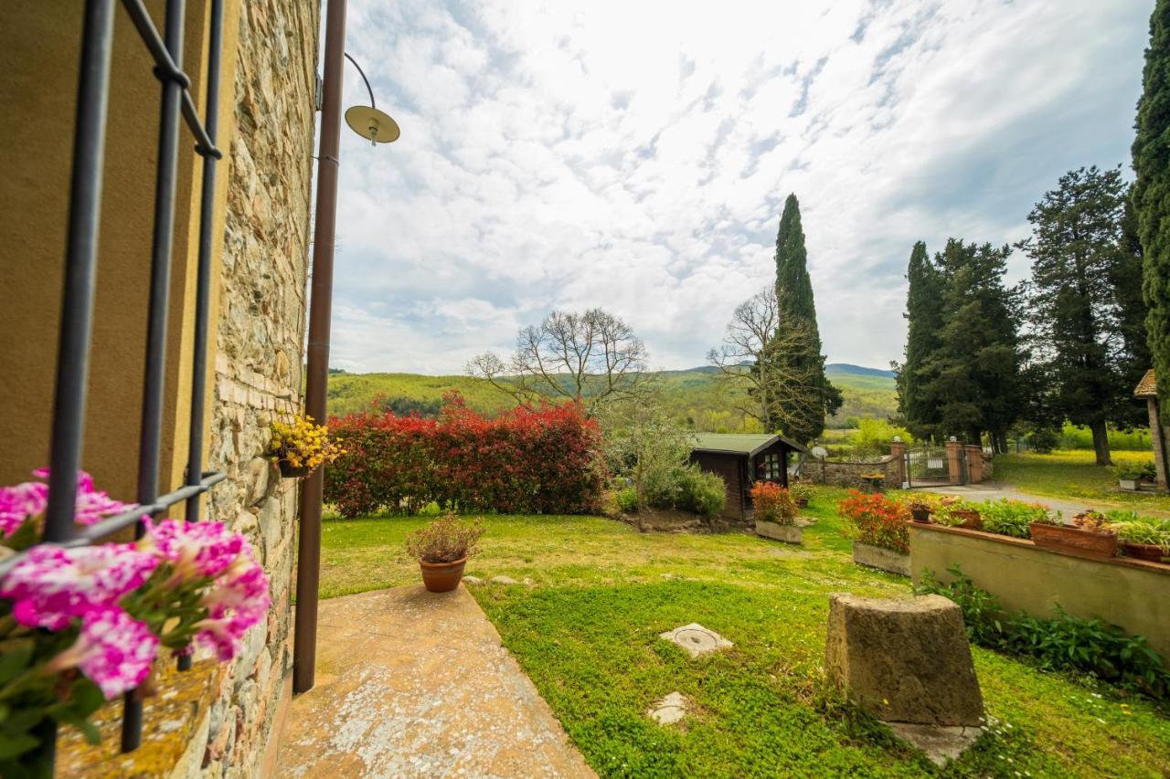 Agriturismo Due Ponti Chianni Exterior photo